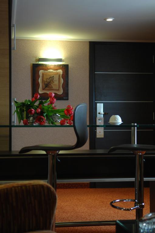 Regency Palace Hotel ジュニエ エクステリア 写真